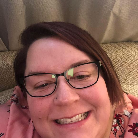 Meet your Posher, Dena - Picture 1 of 1